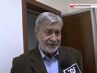 13.11.12 TG Vattimo a Bari parla del lavoro, perduto e ritrovato