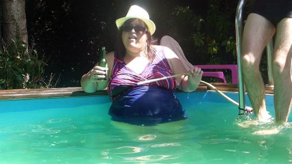 EN DIRECT DU LOFT (Piscine) (Dans le cul de jean edouard)