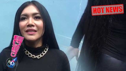 Hot News! Denada Panjangin Rambut Sampai Tutupi Bokong - Cumicam 23 Agustus 2017