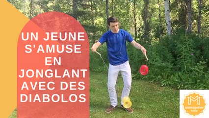 Un jeune s'amuse en jonglant avec des diabolos!!