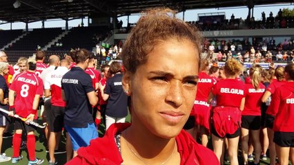 Aisling D'Hooghe :  plus présentes physiquement