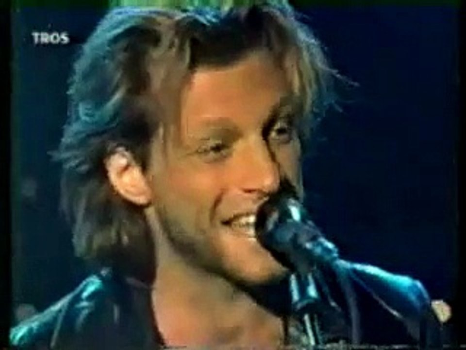 Bon Jovi - Always (Live) (360p_30fps_H264-96kbit_AAC)