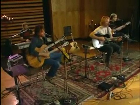 Bon Jovi - Someday I'll Be Saturday Night (AOL Sessions) (360p_30fps_H264-96kbit_AAC)