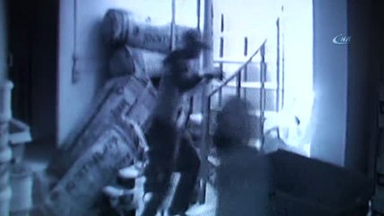 15 Dakikada 700 Bin Lirayı Böyle Çaldılar