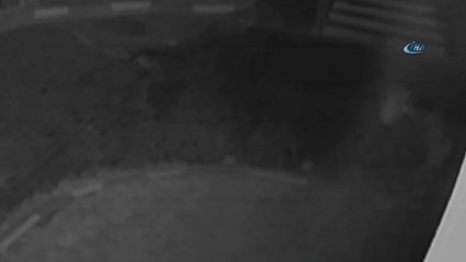 Kadın Öğretmene Uçan Tekme Kamerada