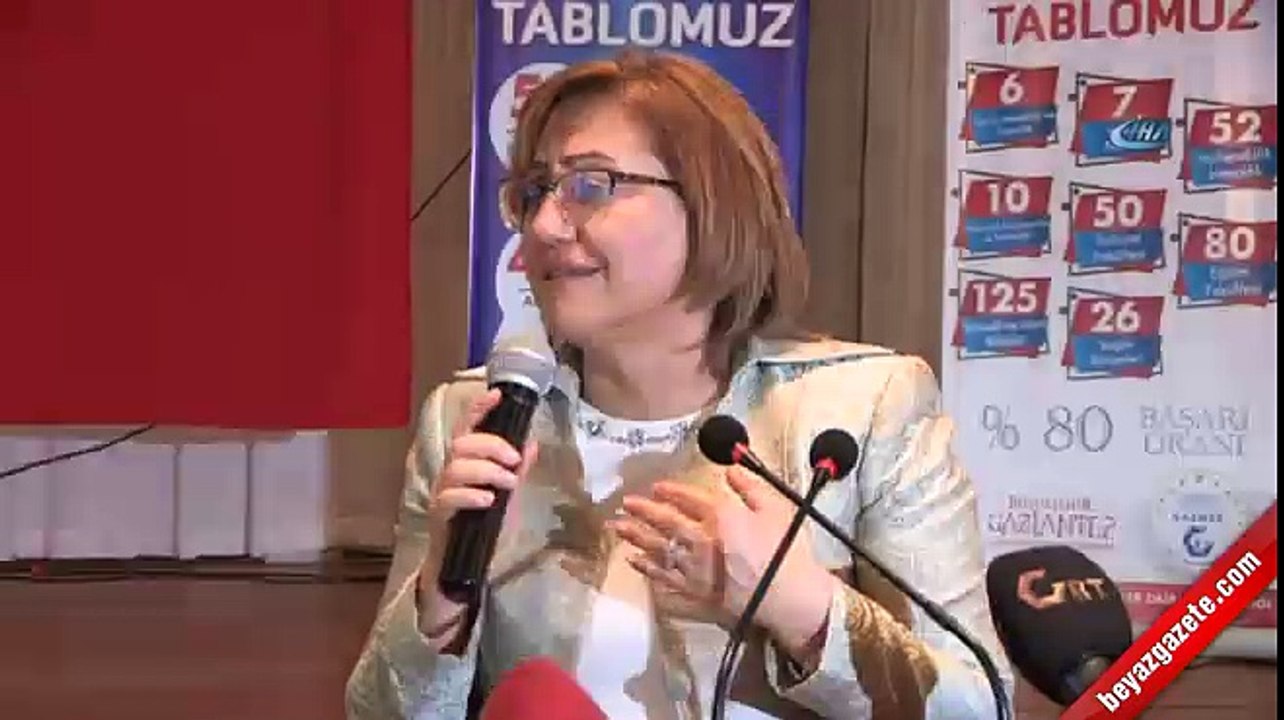 Eski günlerini hatırlayan Şahin, gözyaşlarına boğuldu