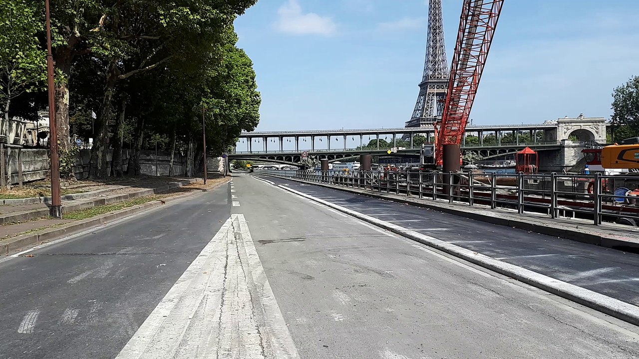 La voie réaménagée ouvre jeudi matin aux voitures et aux cyclistes.