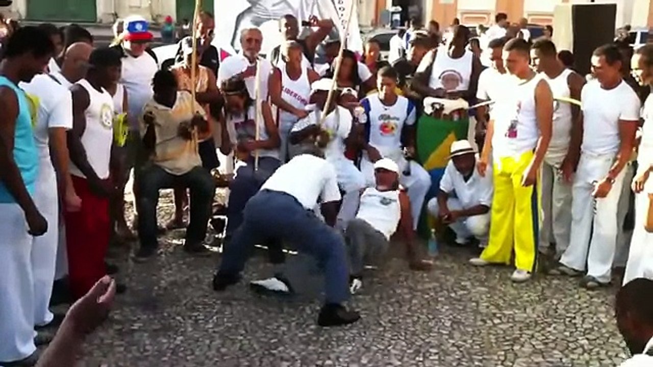 Jogo de Capoeira Angola Mestre Curió Bahia