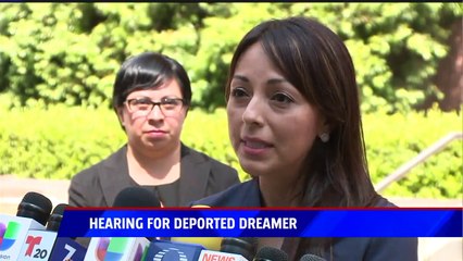 Скачать видео: Judge Seeks Trial for 'Dreamer' Who Claims He Was Wrongfully Deported