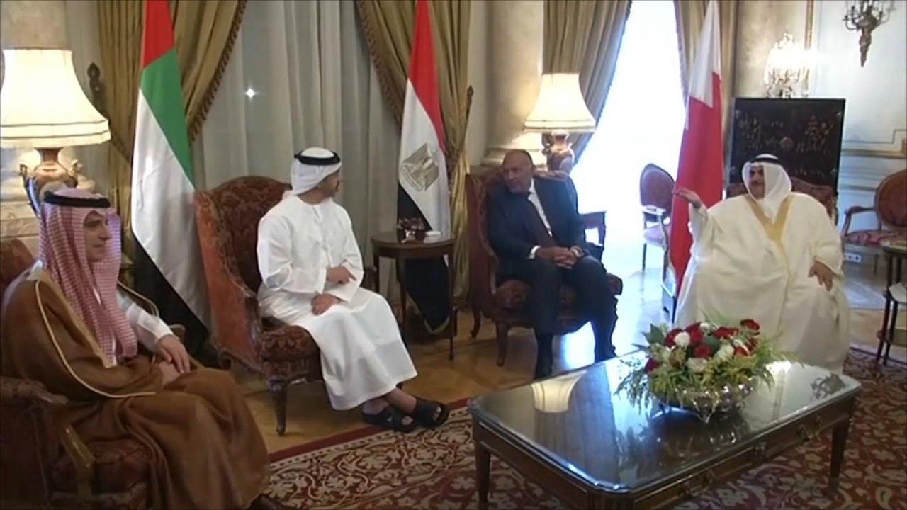 جيوش إلكترونية تستغل منصة تويتر