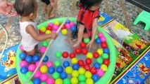 Balle fosse Cour de récréation piscine arc en ciel jouets pour le bain de piscine à balles Bestway arc-en-k