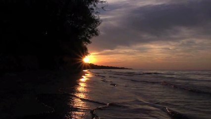 Bhenge Mor Ghorer Chabi Niye Jabi-Piano-Tagore song Instrumental