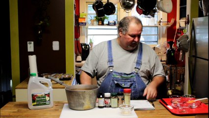 Apple Pie Moonshine! Chef John Makes good 'ol pie in a jar!