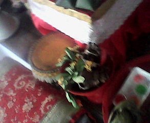 คือผมดูข่าว'ผอ.อ้อย'ที่หายตัวไปผมขนรุกจริงๆมีคนโพสมาให้ช่วยผมก็ช่วยทำพิธีคุยกะคุณอ้อยแล้วนะ