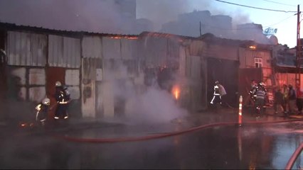 Kurban Bayramı İçin Beslenen Hayvanlar Çıkan Yangında Telef Oldu