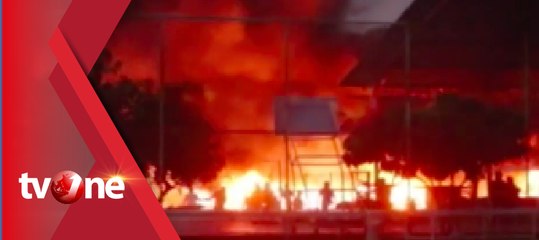 Kebakaran Hebat di Kantor PLN Mataram