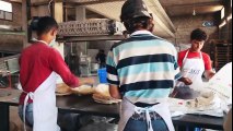 Suriye'de Kurulan ''Zafer Ekmek Fırını'' Üretime Başladı