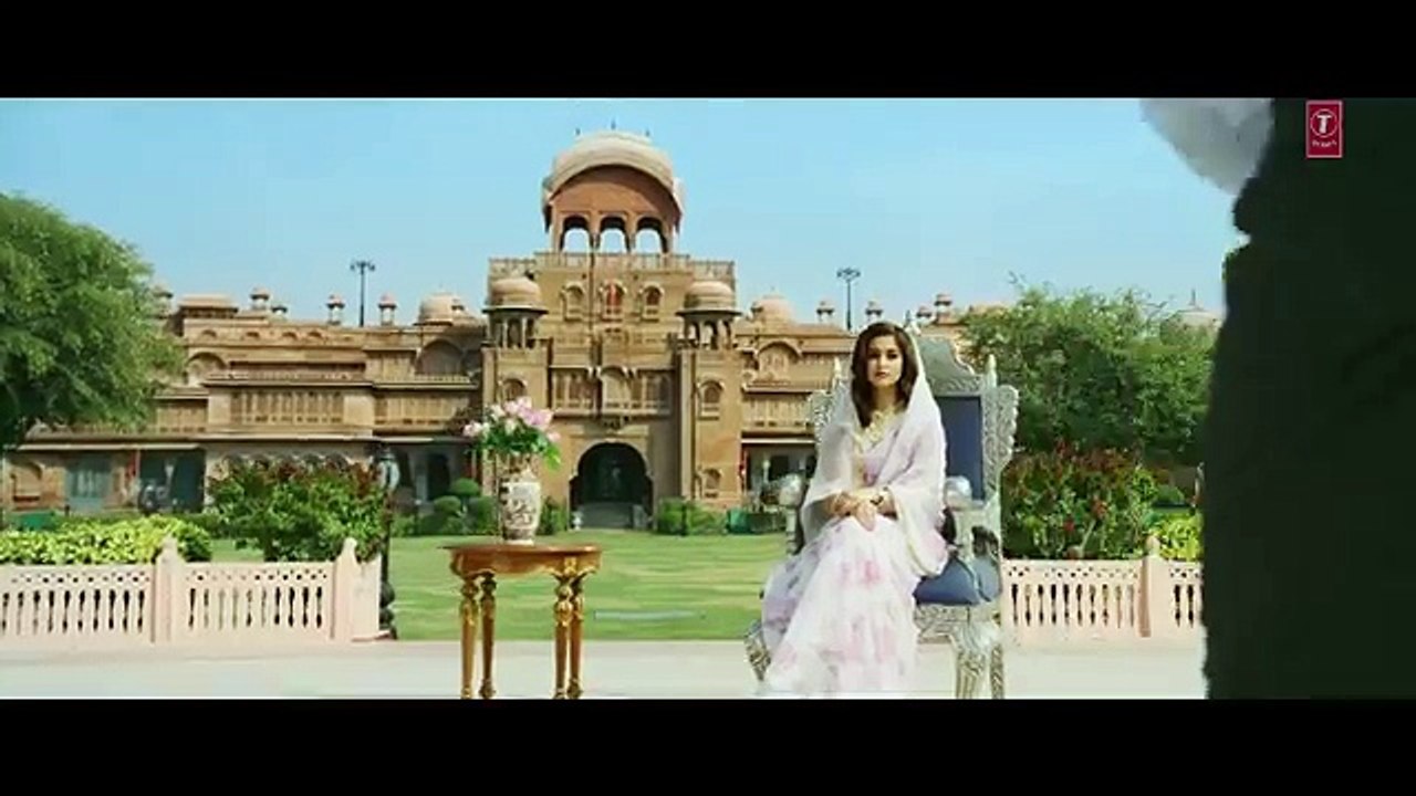 Baadshaho Official Trailer - Ajay Devgn, Emraan Hashmi, Esha Gupta, Ileana D'Cruz & Vidyut Jammwal