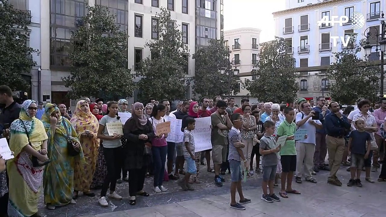 Attentats/Espagne: Marche contre le terrorisme à Grenade