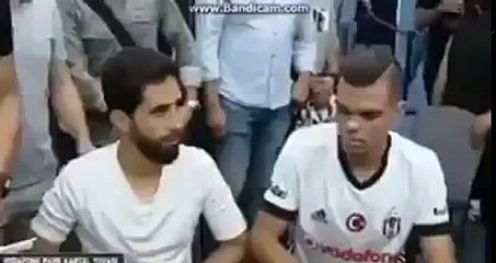 Pepe'den Beşiktaşlıları mest eden hareket