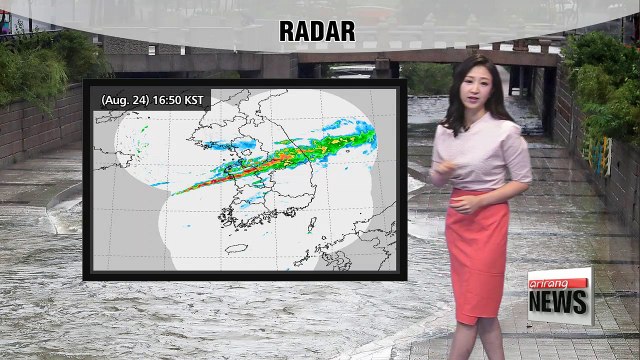 Heavy rain concentrated on the central region