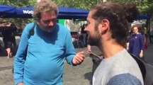 Bruxelles : il raconte des blagues en rue pour gagner sa vie