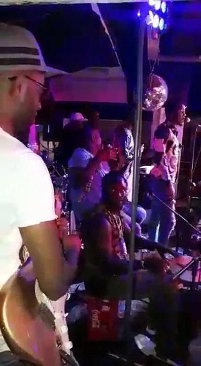 Wally Seck assure le show à Ibiza, le pari de la mobilisation réussie