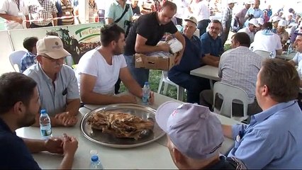 Oğlak Yeme Yarışmasının Başlamasıyla Bitişi Bir Oldu