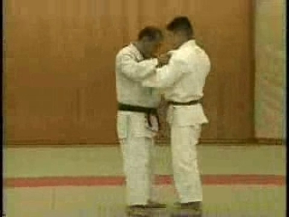 REDOUBLEMENT SUR KO SOTO GARI