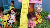 Et bras à pauses gelé enfants petit parc homme araignée Anna elsa elsa anna barbie playgro