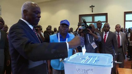 انغولا انتخبت رئيسا لطي صفحة دوس سانتوس الحاكم منذ 38 عاما