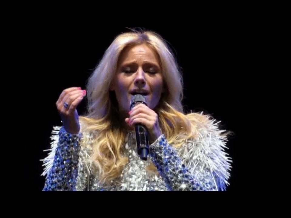 HELENE FISCHER - NESSAJA - (LIVE)