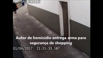 Autor de homicídio entrega arma para segurança de shopping
