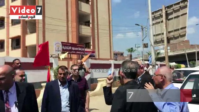 محافظ الغربية يفتتح عددا من المشروعات بقرى مركز سمنود