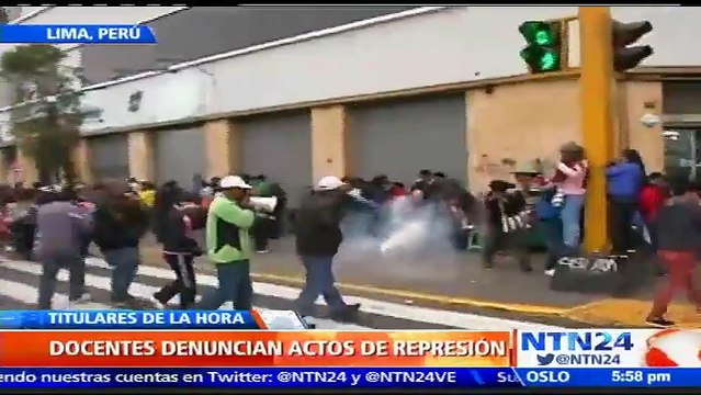 Huelga de maestros en Perú termina en fuertes disturbios tras enfrentamiento con la policía