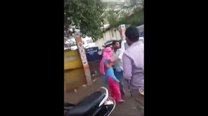 Julie asking sorry to Bharani after coming out of big boss house ¦ Julie asking sorry to Bharani