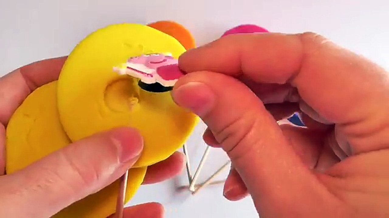Des œufs porc Peppa œufs de porc Plastelina oh surprise nombre de surprises Playdoh sil