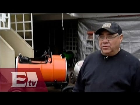 Carro-tambo de juguete de reyes a medio de transporte / Francisco Zea