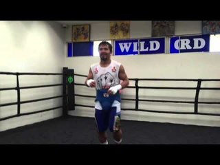 Pacquiao works mitts, heavy bag in Saturday workout at Wild Card