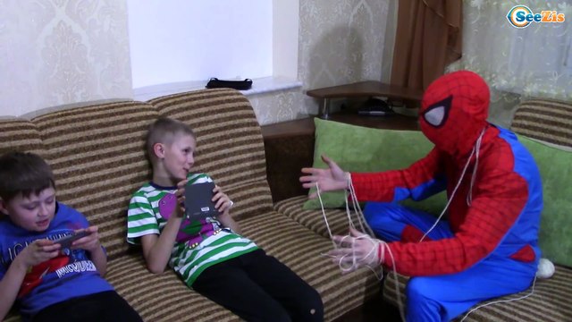 ПРАНК от Человека Паука Розыгрыш для Игорька и Богдана Видео для детей SPIDERMAN Prank