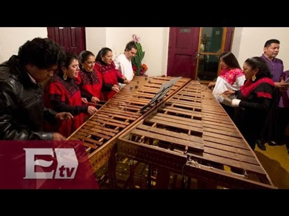 Serenata a ritmo de marimba para el papa Franci...