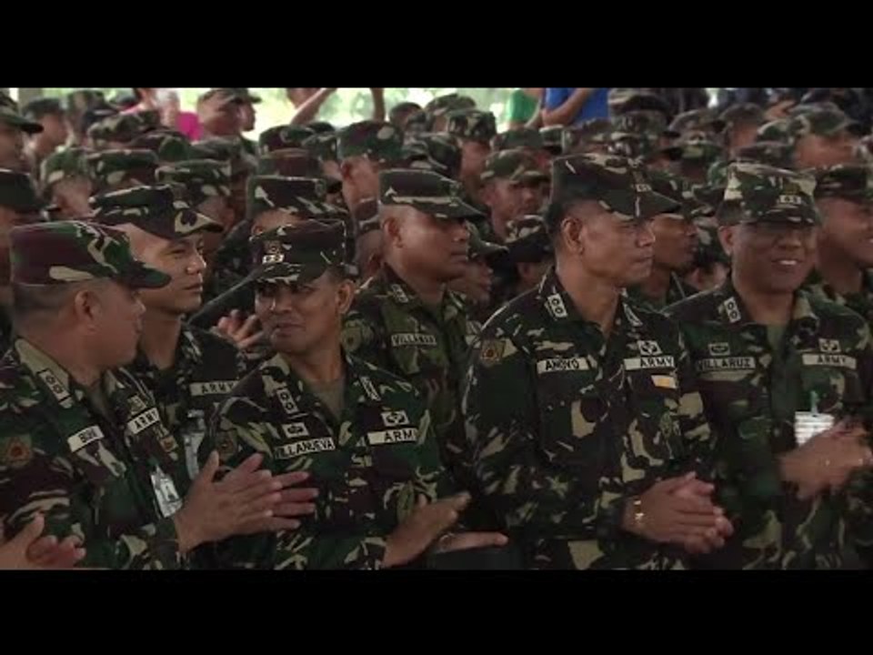Duterte vows pay raise to PNP, AFP by August