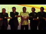 Asean leaders arrive for summit, begin talks