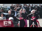 Nuncio Apostólico en México bendice papamóviles en el Hangar Presidencial / Martín Espinosa