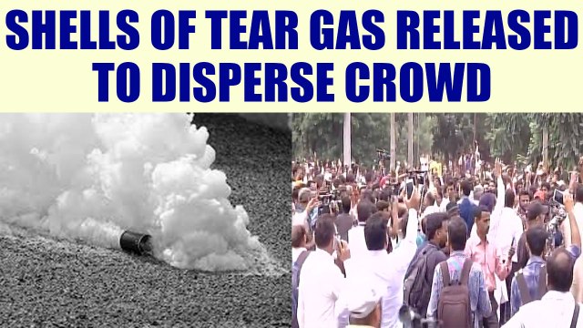 Ram Rahim verdict: Tear gas shells released for dispersing crowd in Panchkula | Oneindia News