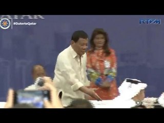 Duterte almost stumbles shaking hands with eager OFW