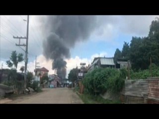 Philippine military jets bomb militants