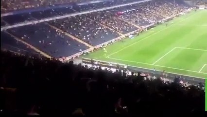 Fenerbahçe taraftarı Vardar maçından sonra Fesuphanallah şarkısını söyledi