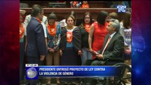Presidente Moreno entregó a la Asamblea Proyecto de Ley Contra la Violencia de Género