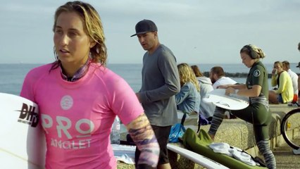 下载视频: Adrénaline - Surf : La vidéo du jour final du Pro Anglet 2017